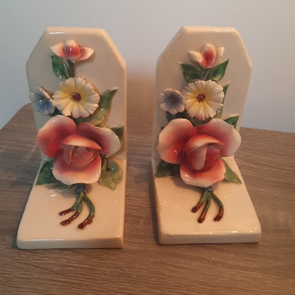 Vintage Capodimonte Italian Floral Porcelain Bookends - Picture 2 of 16